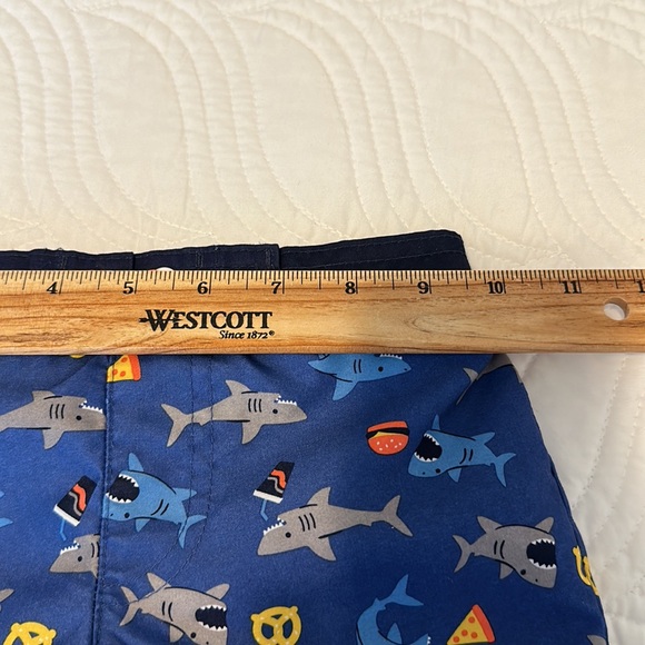 Boy’s 2 swim trunks sz 4 Carters size 4T Cat and Jack both lining elastic waist - Picture 10 of 10